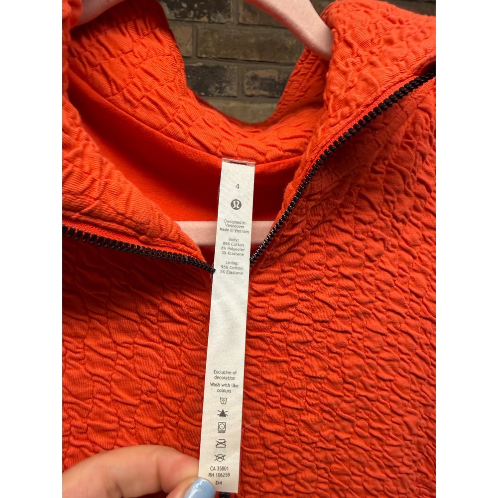 Lululemon Textured Mesh Full Zip Jacket Orange Popcorn Funnel Neck Size 4 - Picture 2 of 7
